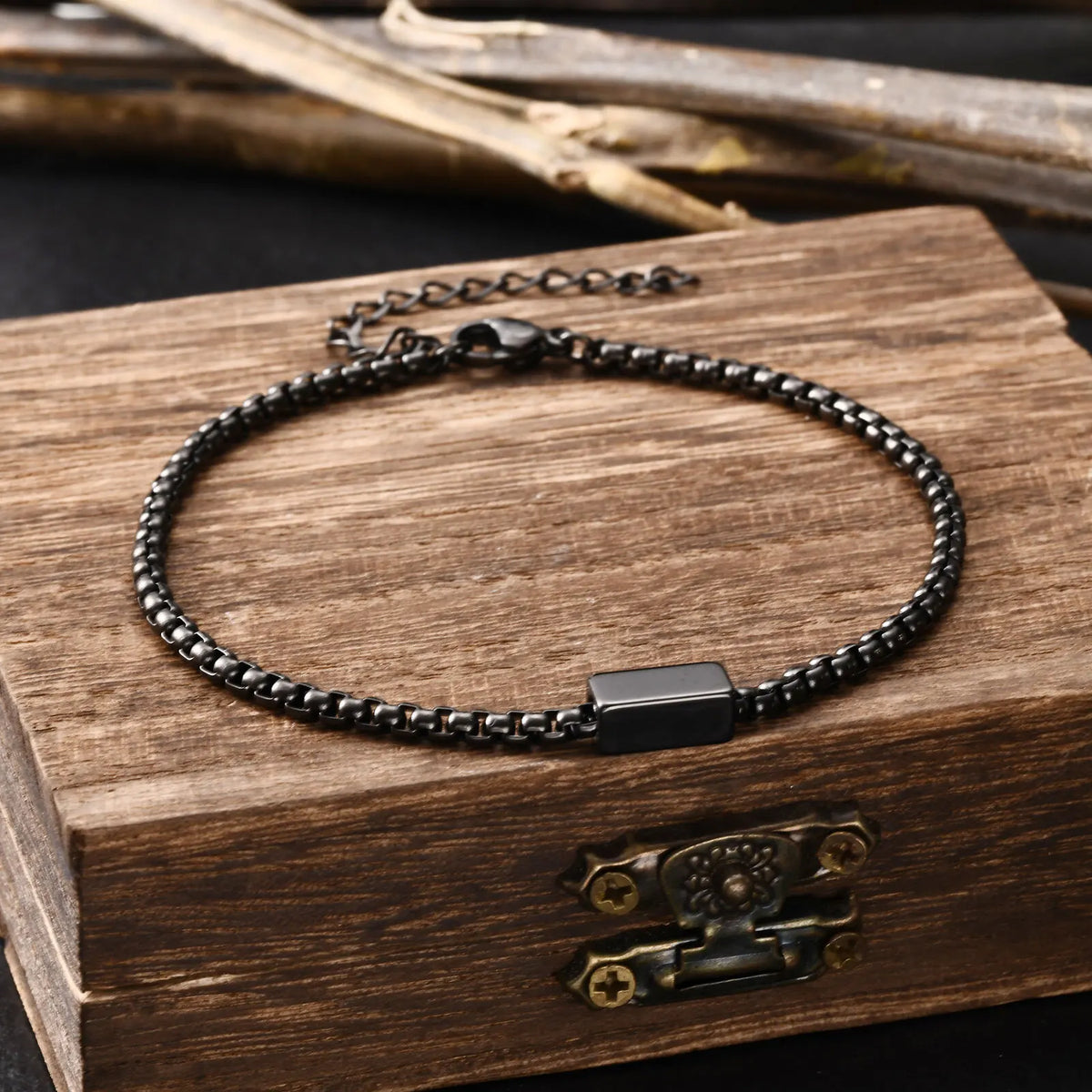 Box Chain Bracelet with Bar Charm