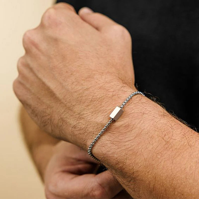 Box Chain Bracelet with Bar Charm